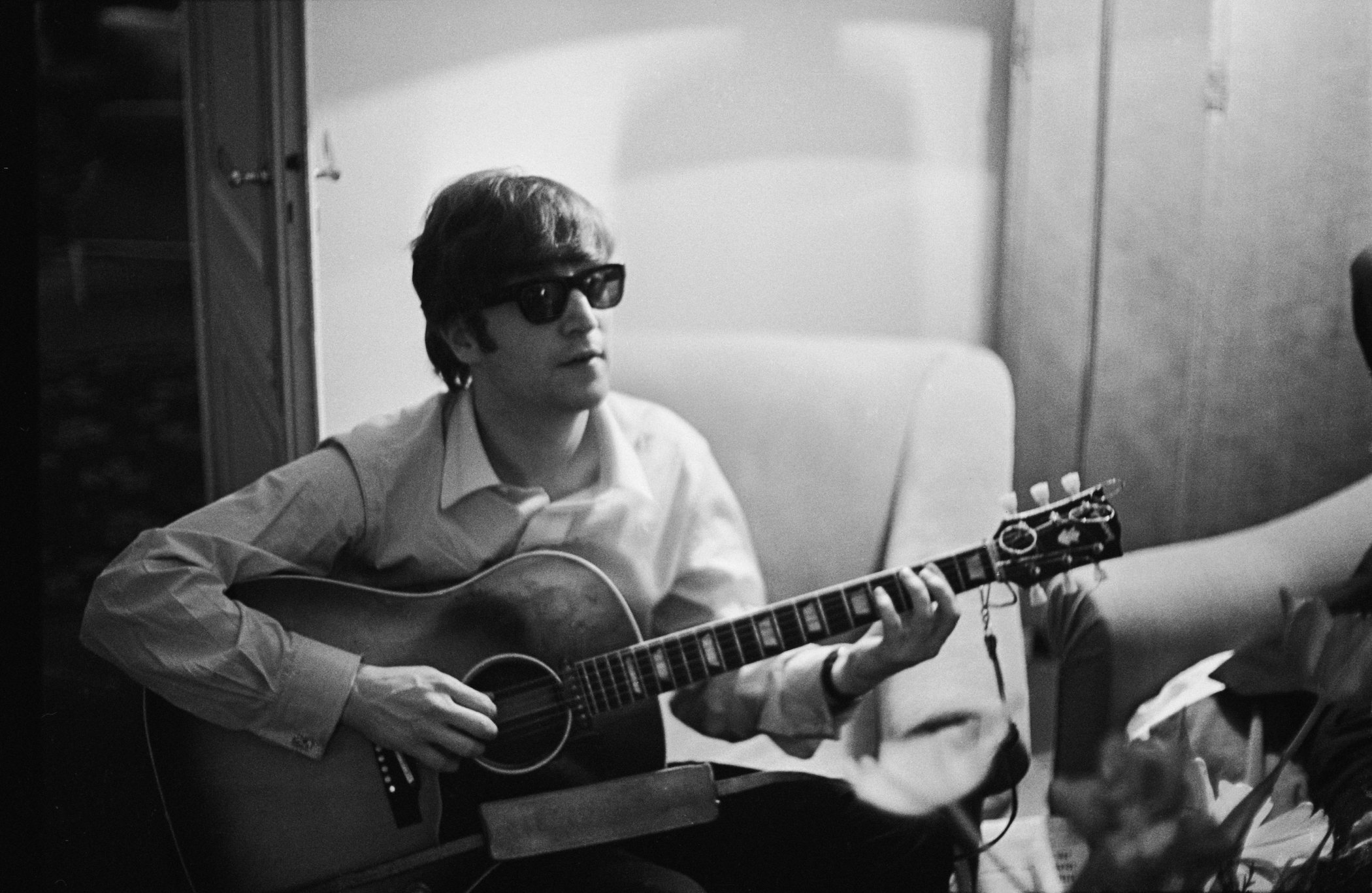 约翰·列侬说，如果人们不喜欢披头士的唱片，那“没关系”