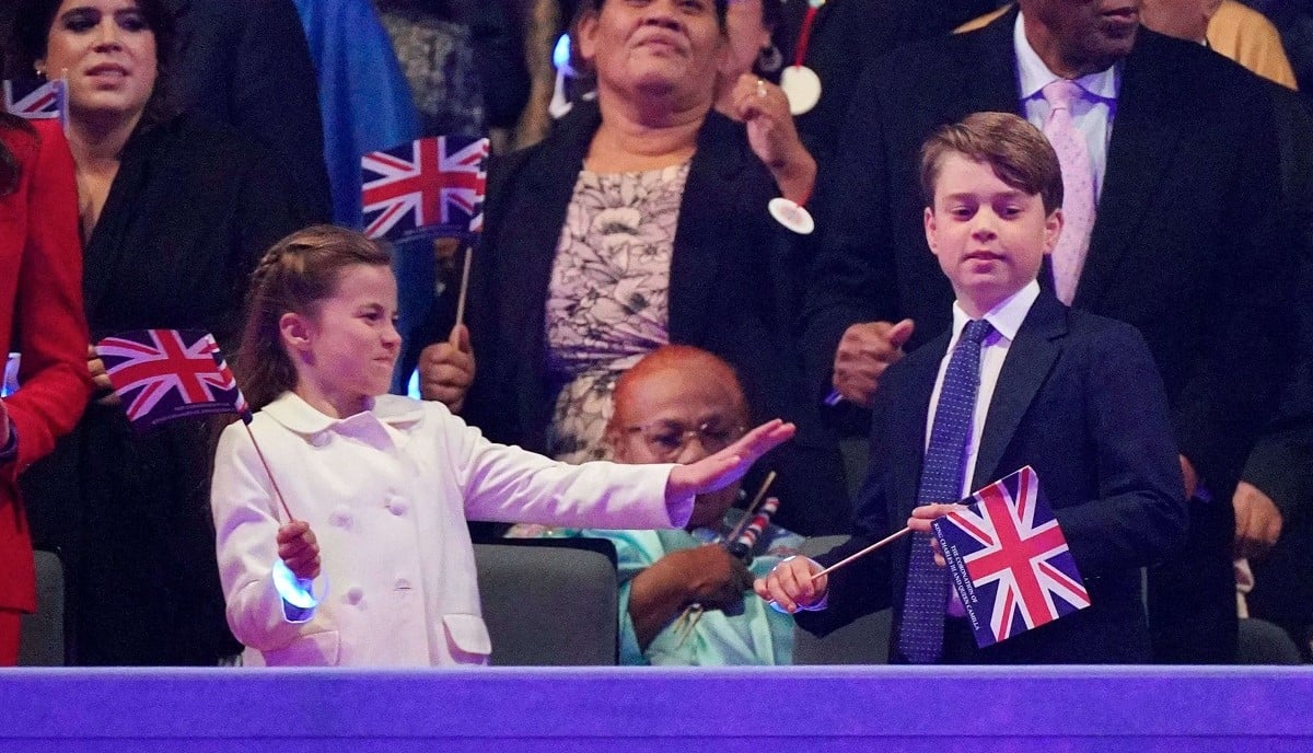 会读唇的夏洛特公主透露了她在加冕音乐会上对乔治王子说的话，当时威廉王子正在舞台上玩英国国旗